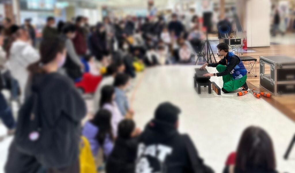 郡山発・全国対応の大道芸パフォーマーぼろすけによるイベント向けマジック＆ジャグリングショー
